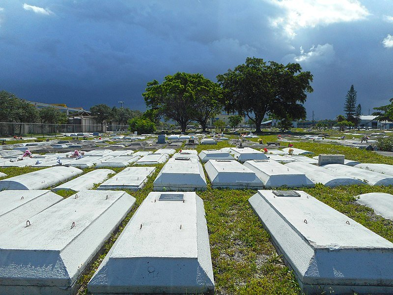 800px Westview Cemetery Pompano Beach 2